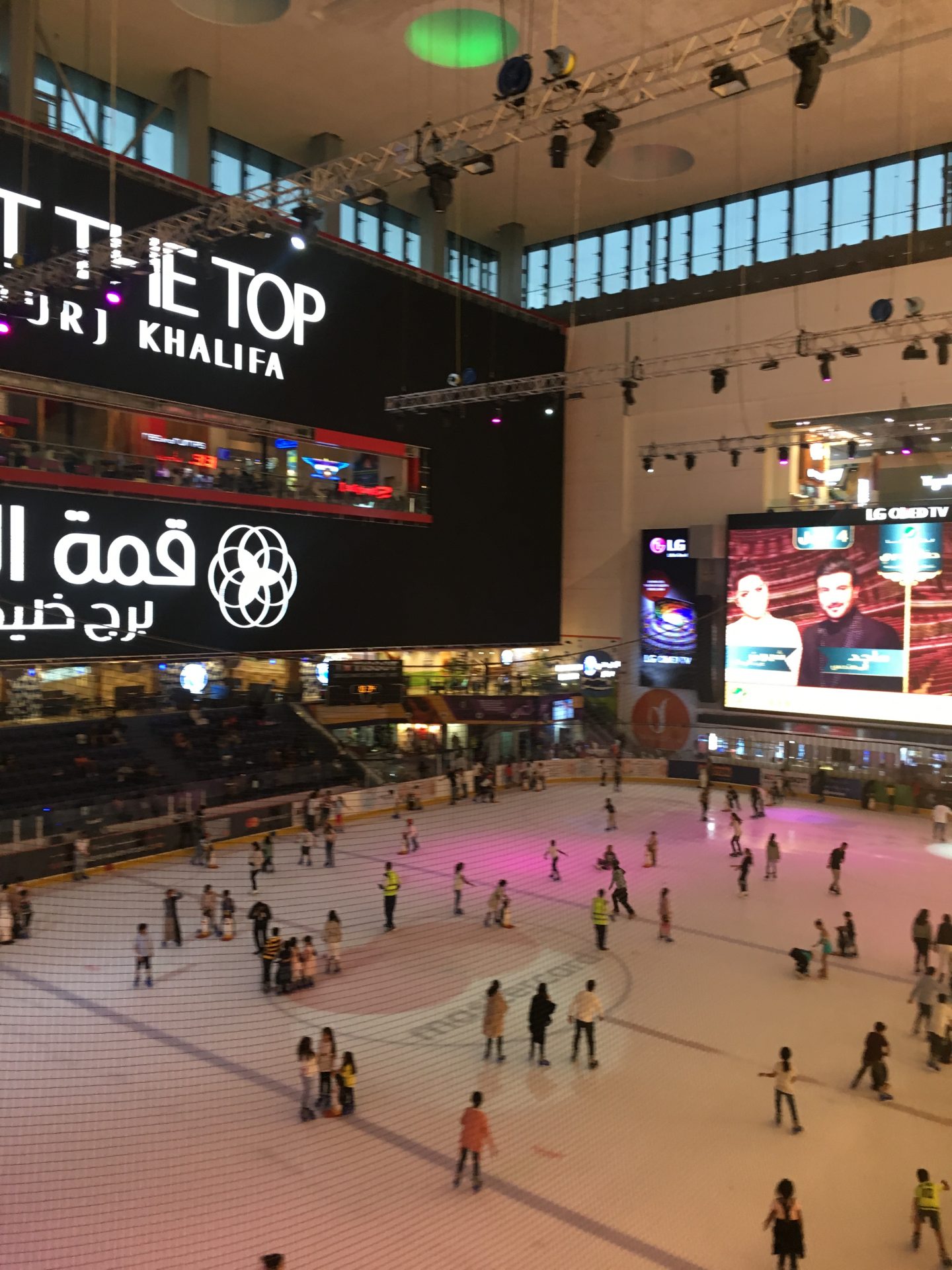 Ice-Rink-Dubai-Mall