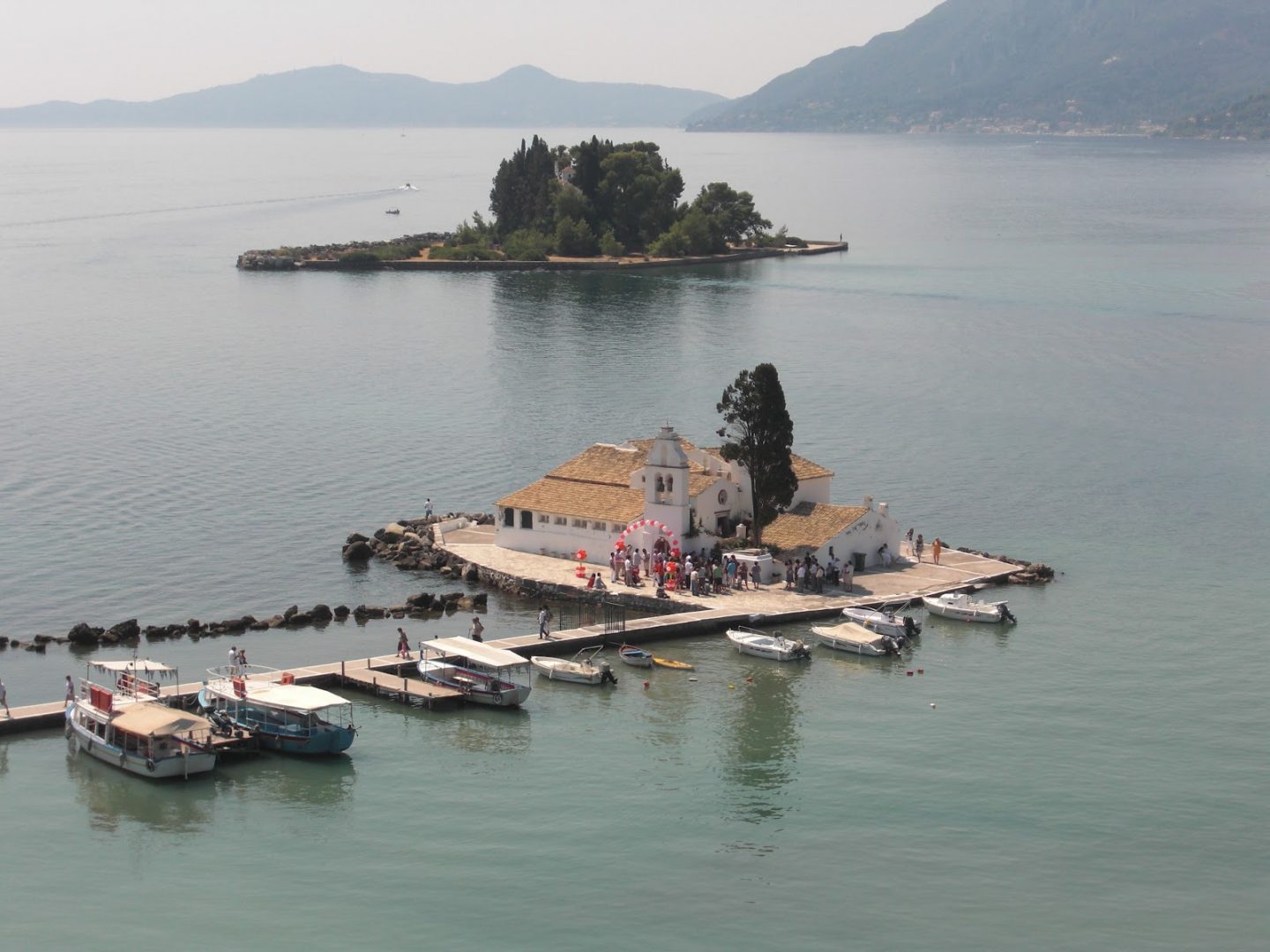 Corfu Highlights – resorts, beaches & restaurants