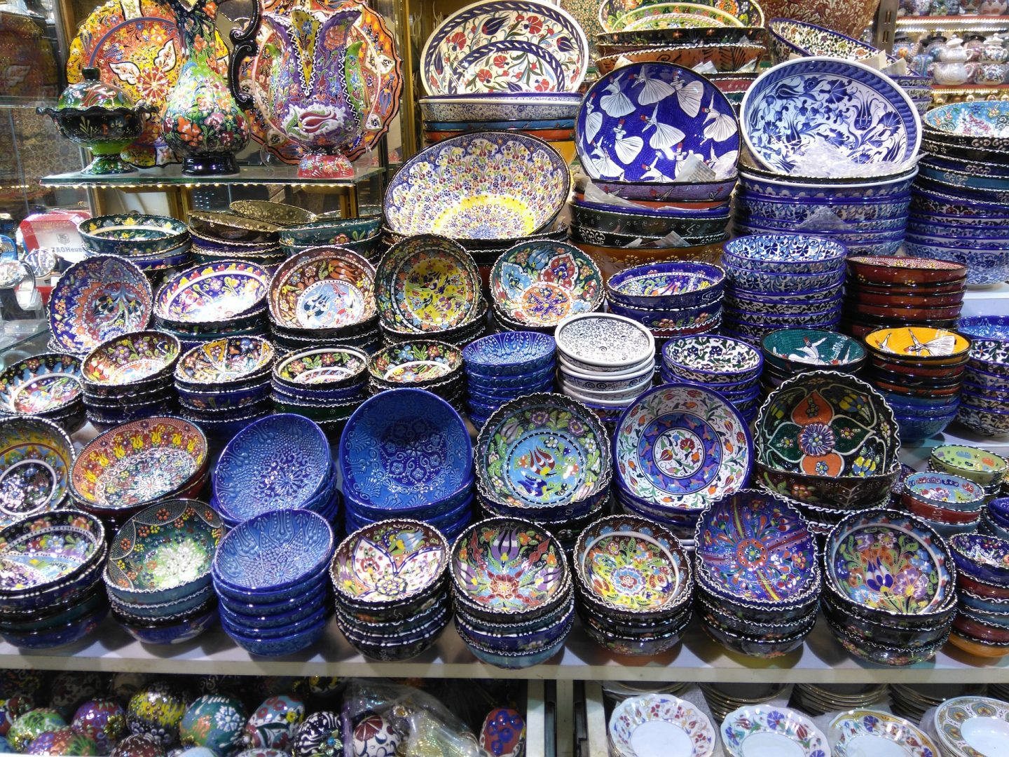 Grand-Bazaar-Istanbul-ceramics