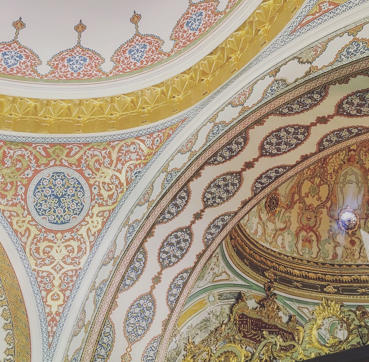 Topkapi-Palace-Istanbul-Harem-Interior-Ceiling