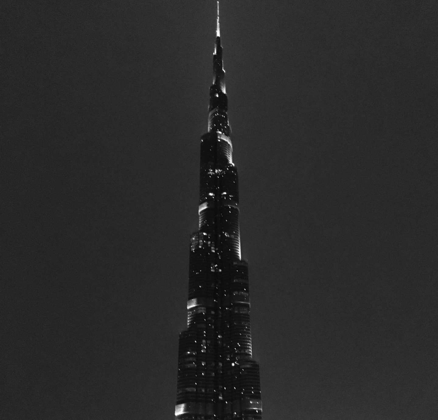 Burj-Khalifa-Dubai-night