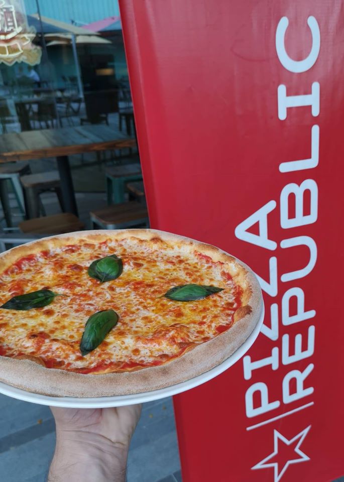 Pizza-Republic-Kent-Ridge