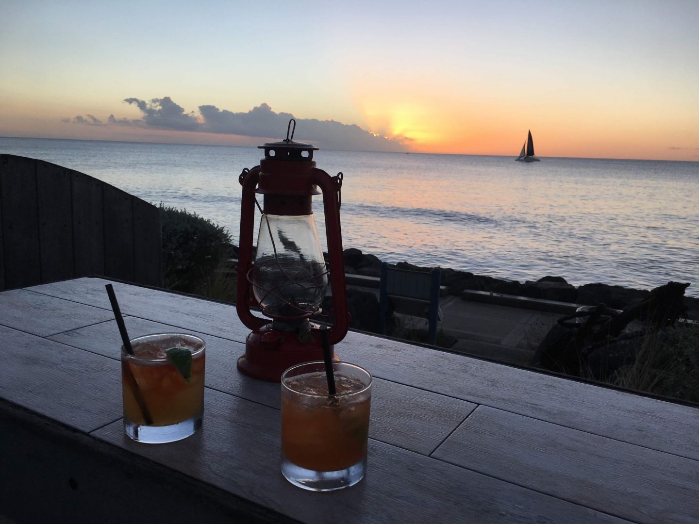 Drift-bar-sunset-Barbados